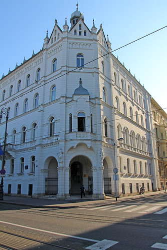 Zagreb - Hrvatska banka za obnovu i razvitak (HBOR) | by corno.fulgur75