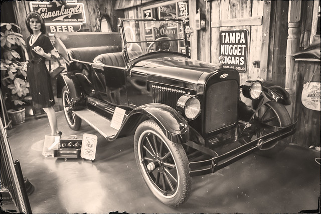 Motion Unlimited Museum & Antique Car Lot (Rapid City SD)