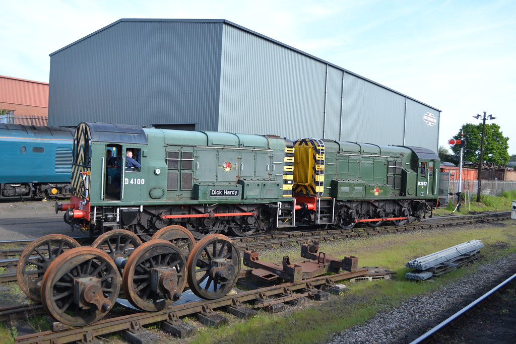 D4100 Dick Hardy & D3022 | Seen during the Severn Valley Rai… | Flickr