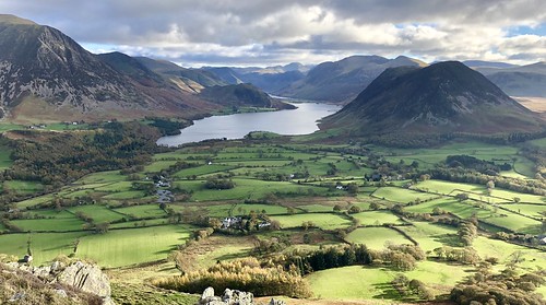 uk clouds cumbria mountain water crummock buttermere lakedistrict