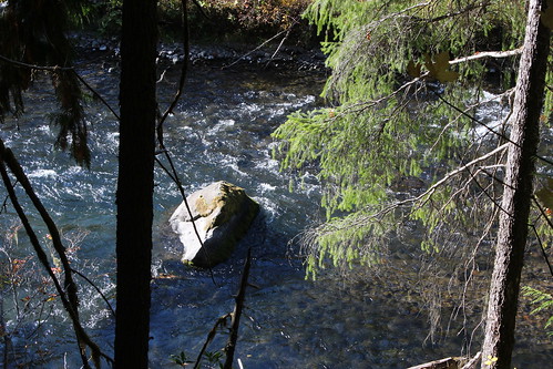 north umpqua trail hot springs toketee lake national forest oregon hiking