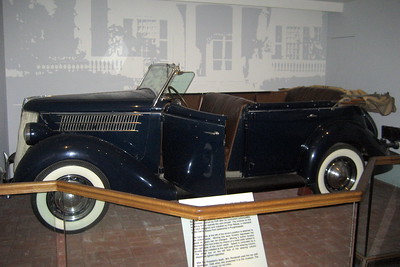 not mailed autoC#41*19 1939 Presidential Lincoln Convertible Sedan 