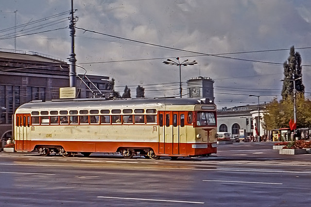 MTV-82 tram