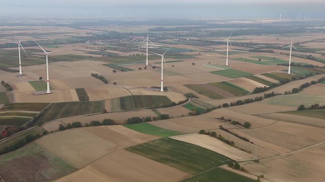 Freckenfeld, Windpark der EnBW - Windenergieanlage  mit  6 Windrädern - MVI_112065