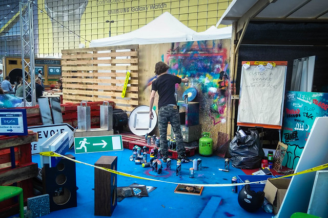 Street artist at work, Urban Week, La Defense