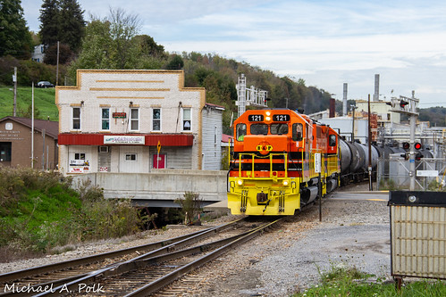 buffalo pittsburgh railroad emd slug 121 bprr petrolia pennsylvania pa freight train