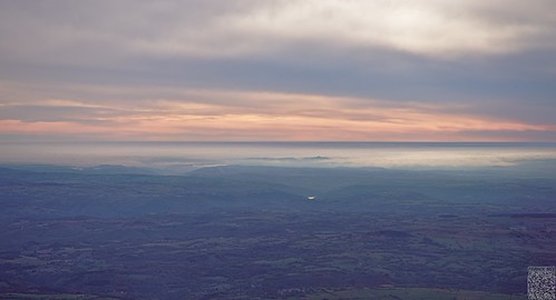 Cuers-Angoulême by Franck Mée, © Francis Forgeat ou Laurent Sayettatcorse voyage aéronautique