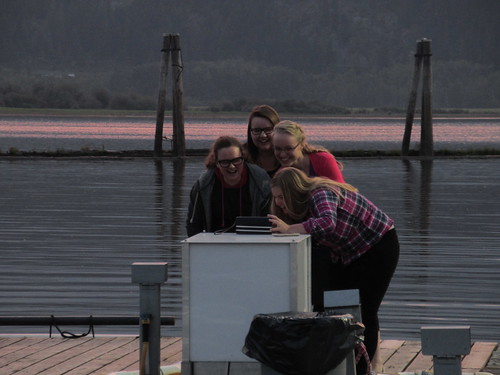 sunset twilight salmon arm shuswap pier bc british columbia canada girls women friends photograph selfie group