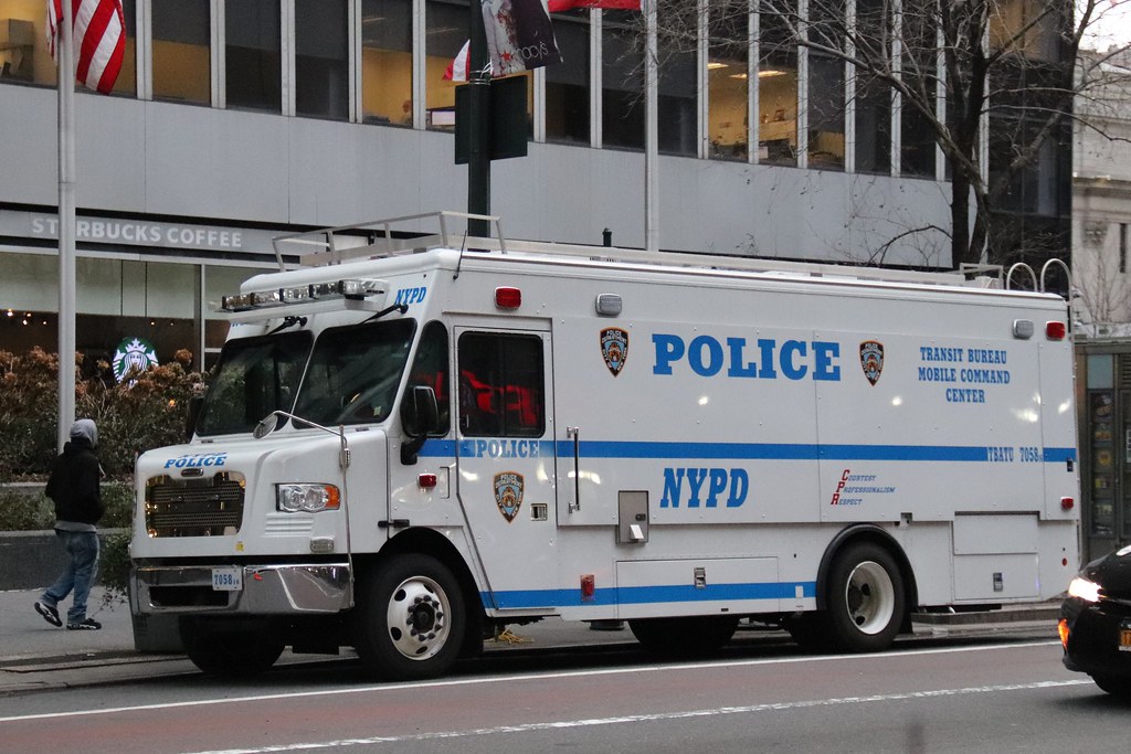 New York Police Department Transit Bureau Mobile Command C… | Flickr