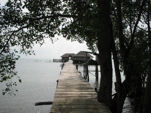 Walkway to Kelong... | by Click Cluck