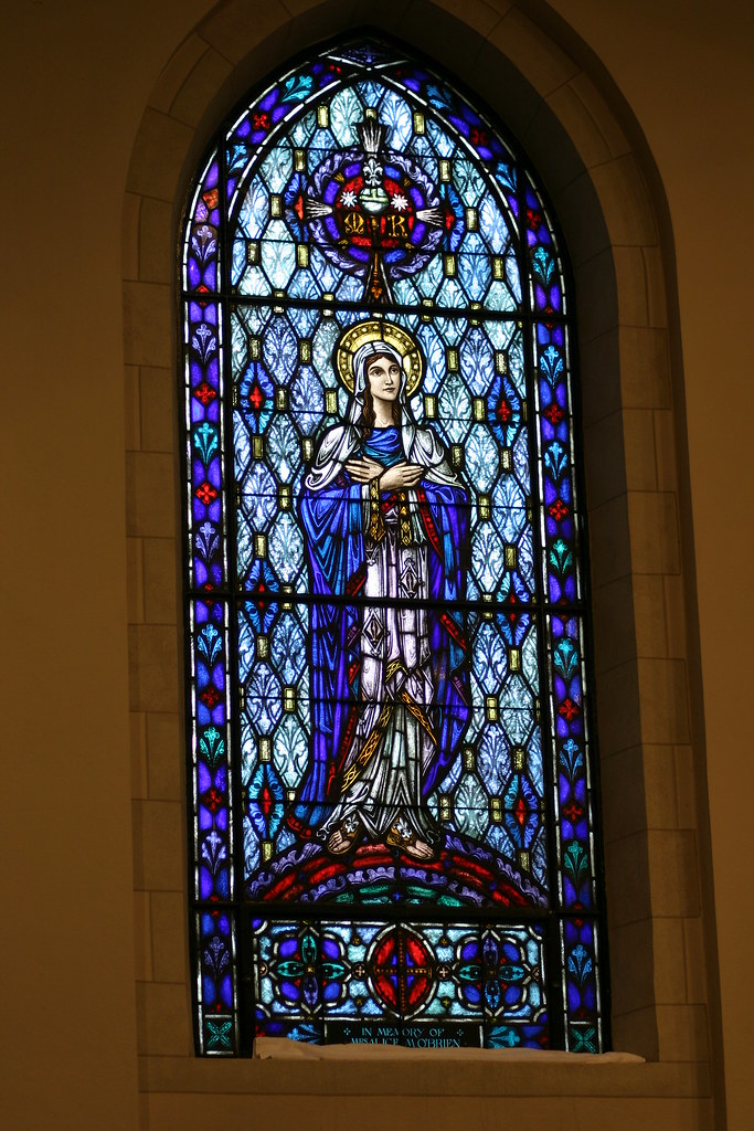 Sacred Heart Cathedral stained glass window - Mary | Flickr