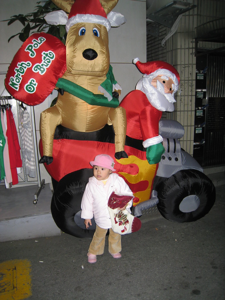 Rachel - 20071215 - Santa Claus