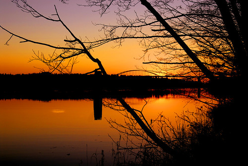 sunset reflection bc fraserriver portcoquitlam naturesfinest portmannbridge flickrsbest 2007112200002