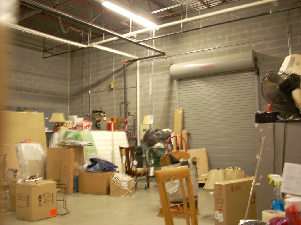 The Roomstore The RoomStore interior | The RoomStore (35,000 square feet) … | Flickr