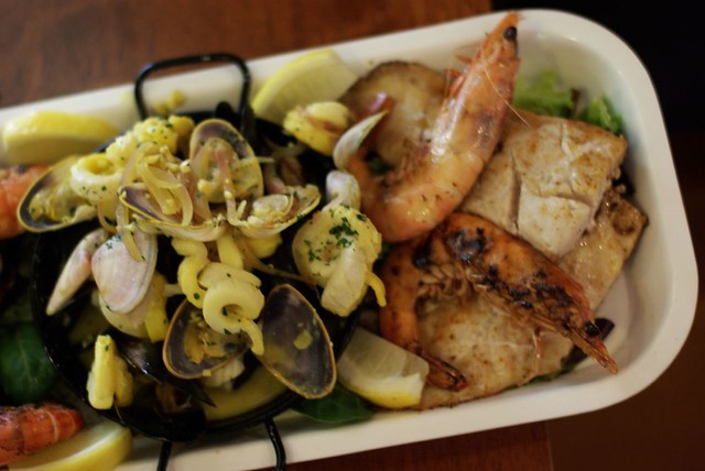 La Marina Tapas Bar and Restaurant Shellharbour: Seafood platter
