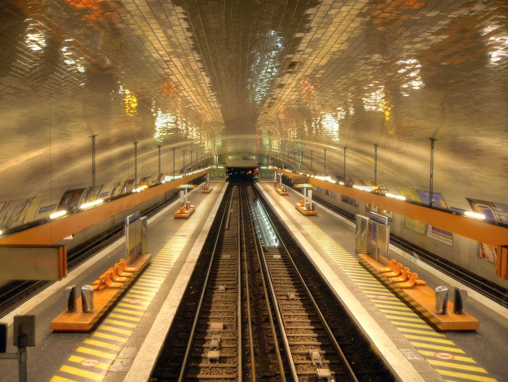 Métro, porte de Charenton | La station de métro de la porte … | Flickr
