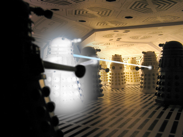 Daleks Fighting In Corridor