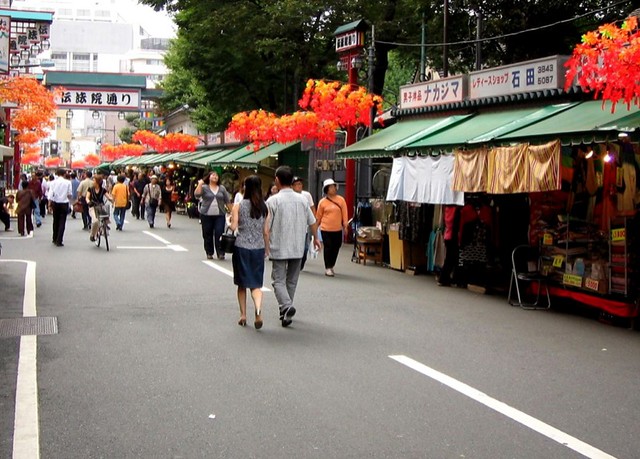 Asakusa street stalls.jpg