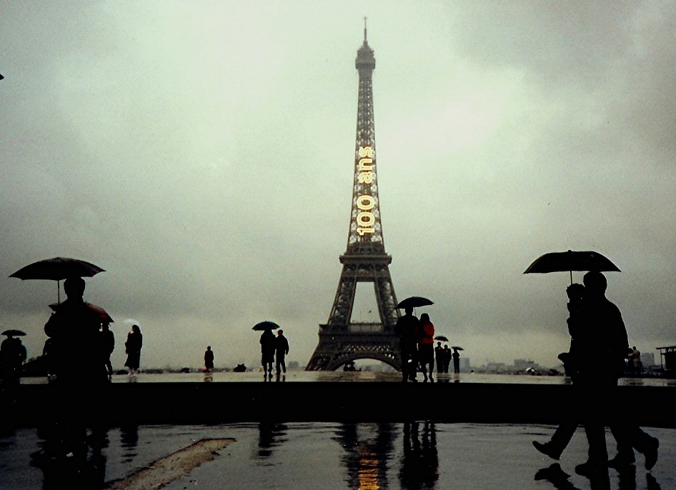 Paris in the Rain - Paris sous la pluie