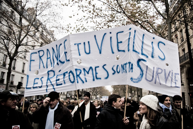 Anti-Strike Demonstration (03) - 18Nov07, Paris (France)