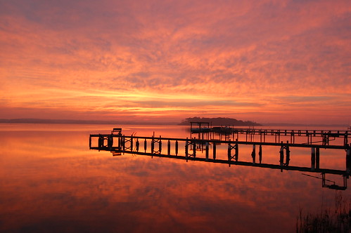 morning pink orange reflection clouds sunrise island swansboro dock northcarolina intercoastal swansboronc