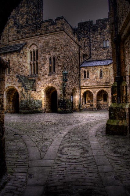 Alnwick Castle Courtyard