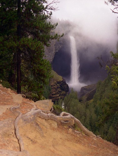 canada nature britishcolumbia waterfalls wellsgray helmckenfalls sofarsocute
