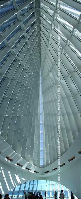 Milwaukee Art Museum Vertical Panorama