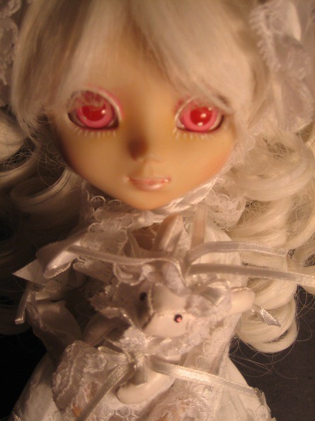 Custom Albino Lolita Pullip
