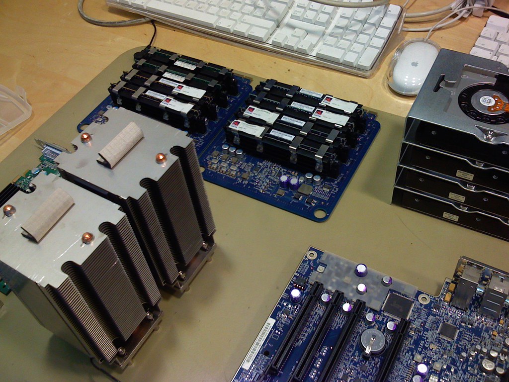 dienblad anker markeerstift MacPro (8-core) Intel Xeon 5300 series | Mac Pro al desnudo | Jean KOULEV |  Flickr