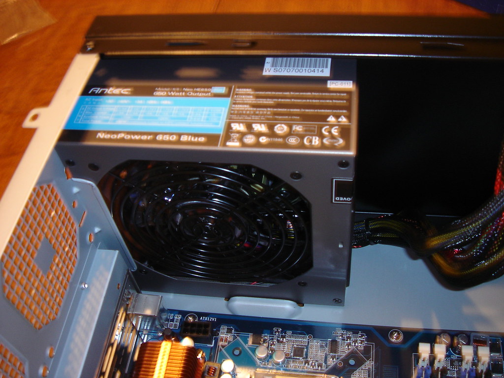 dsc00036 | The PSU (power supply unit, doh!) is mounted A… | Flickr