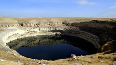 The sinkhole (and watersource) at Obruk Han