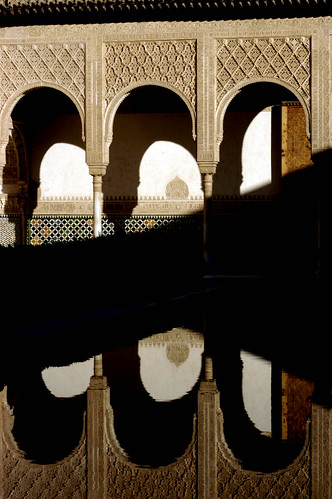 light sun reflection water dark spain arch pillar arches andalucia grenada tiles shade alhambra moorish mosiac andalusia moor