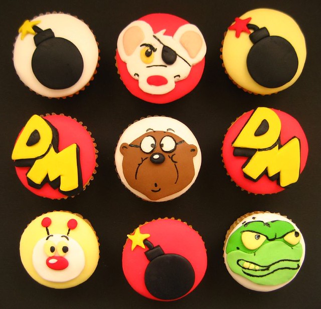 DANGER MOUSE CUPCAKES!