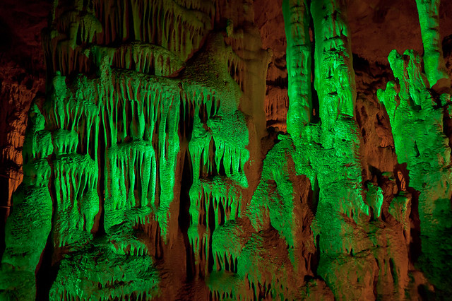 Sfentoni Cave (color)