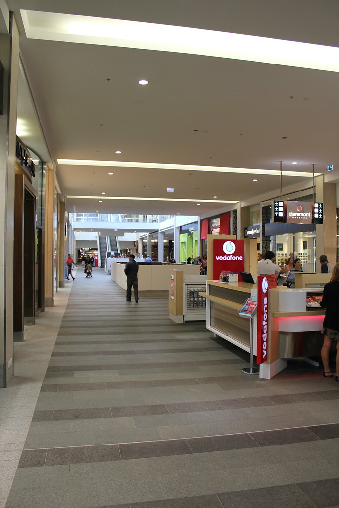 IMG_0608 | Interior of Claremont Quarter Shopping Centre, Pe… | Flickr