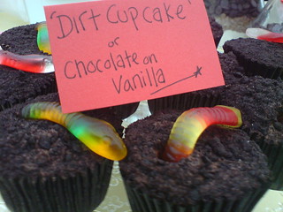 Dirt Cupcakes | by Star Bakery (Liana)