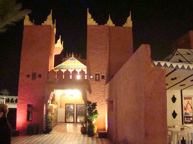 edificio restaurante Chez Ali Marrakech Marruecos 022