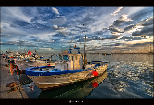0047 Boats of fishing by Quim Granell