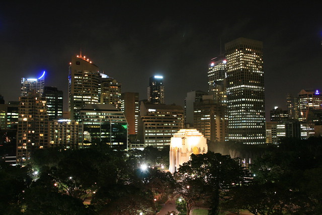 Comet over ANZAC Memorial, Hyde Park, Sydney