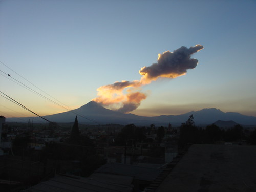 Puebla, Popocatepetl y el Iztaccihuatl - 8Marzo, 2008