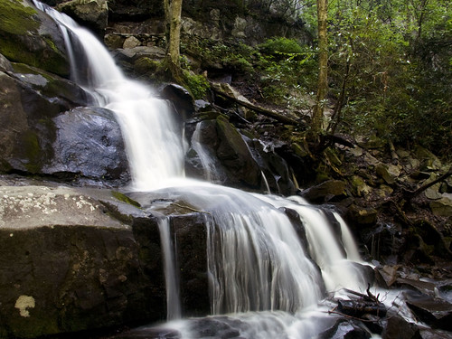 waterfall tennessee greatsmokymountainsnationalpark lowerlaurelfalls