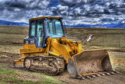 sky snow tractor como mountains yellow clouds cat skyscape landscape construction colorado equipment caterpillar machinery dirt 200805