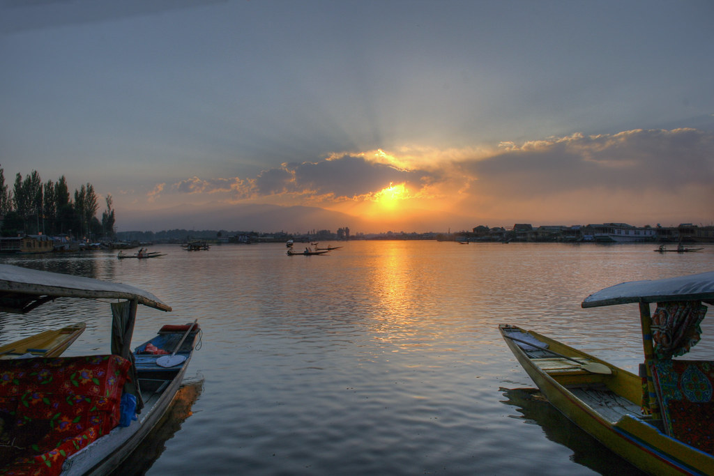Kashmir — Premium Journey — Kashmir — Paradise Valley