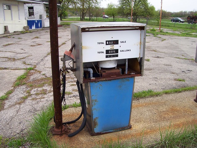 Old Blue Gas Pump (Abandoned)