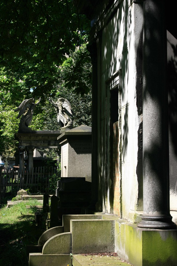 Kensal Green Cemetery 04