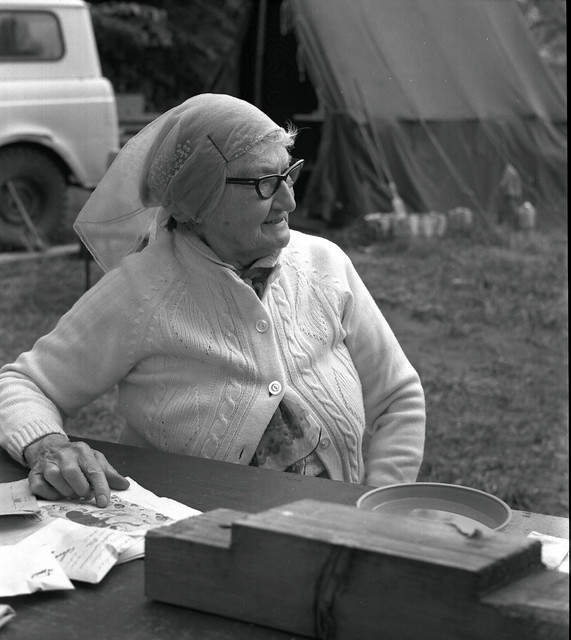Historian and ceramics expert Harriet Munnick at Champoeg State Park (Oregon, USA) during historical archaeology excavations at the old Champoeg townsite 1974