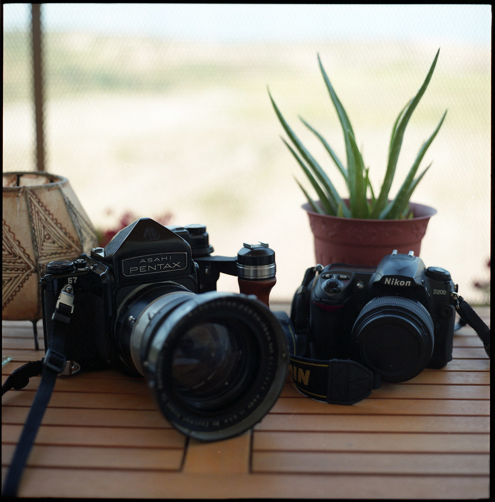 manager Improve Calamity Pentax 67 + Kodak Aero-Ektar 178/2.5 versus Nikon D200 + S… | Flickr