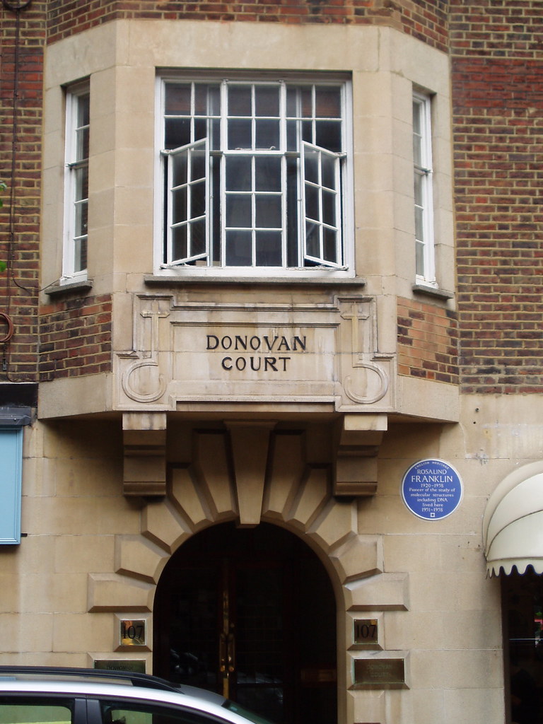 Rosalind Franklin's place Encountered on a random walk thr… Flickr