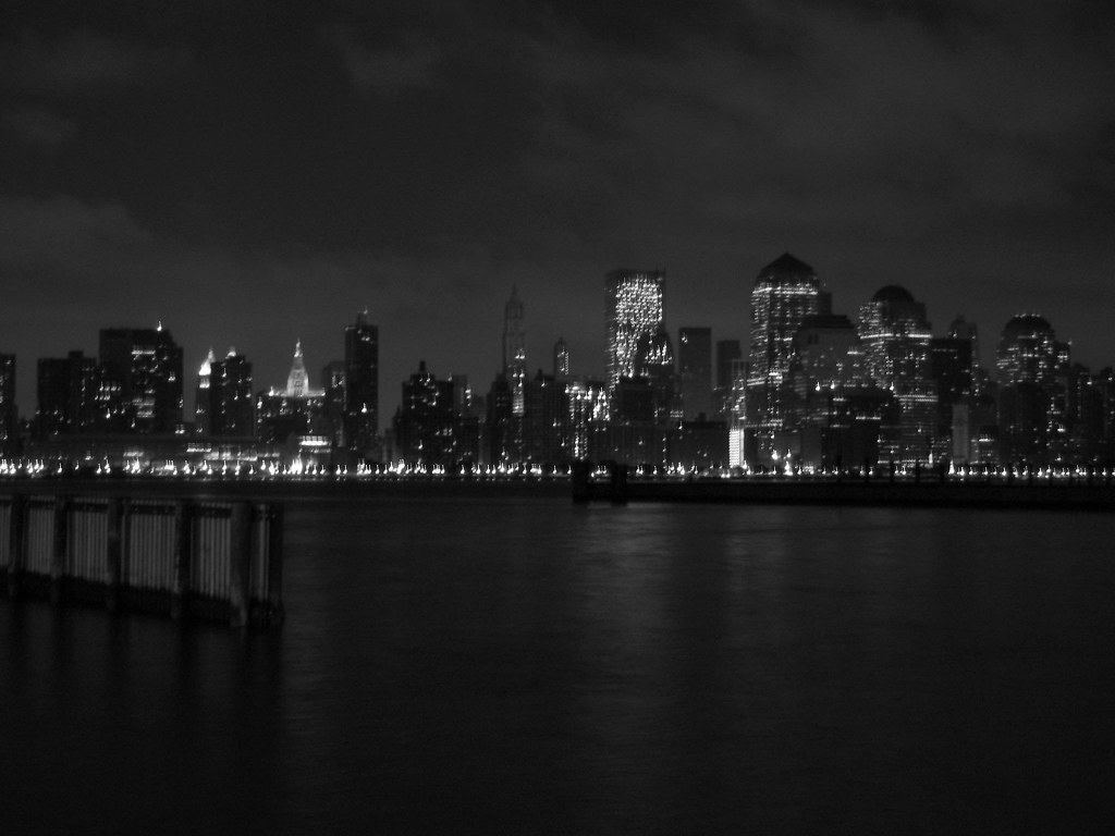 New York City skyline...at night | A terrible photo made onl… | Flickr